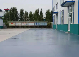 荆门彩色路面喷涂翻新的材料对冬季