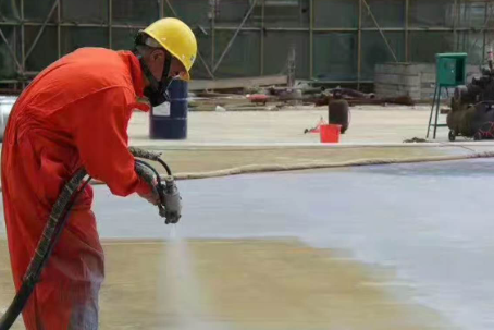 荆门彩色路面喷涂是一种为路面